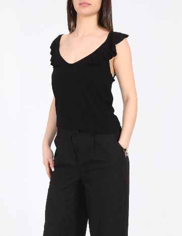 Top Bershka, negru