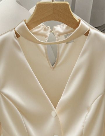 Rochie medie SHEIN, crem