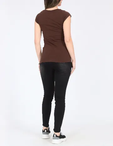 Tricou Zara, maro