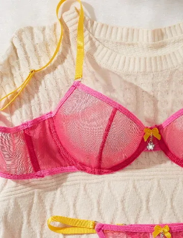 Set lenjerie SHEIN, roz