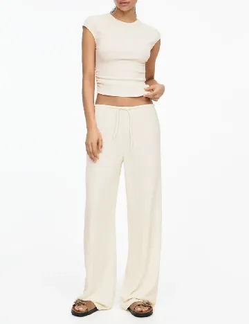 Pantaloni Pull&Bear, crem