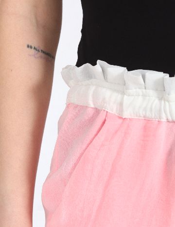 Pantaloni scurti Bershka, roz