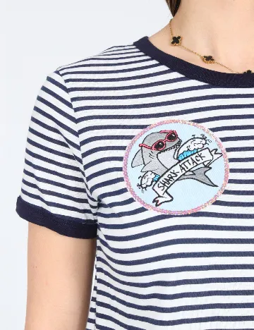 Tricou Bershka, bleumarin