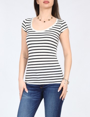 Tricou Bershka, alb/negru