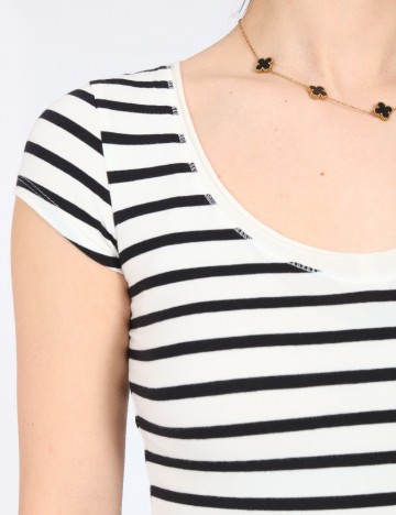 Tricou Bershka, alb/negru