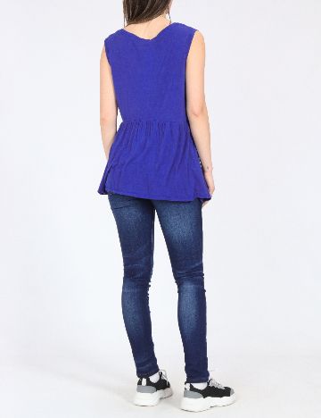 Maiou Zara, albastru