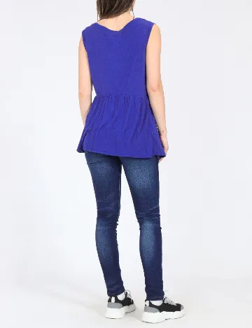 Maiou Zara, albastru