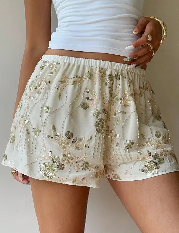 Pantaloni scurti SHEIN, crem