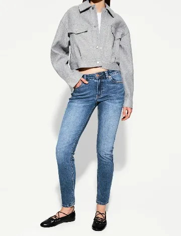 Blugi Bershka, albastru