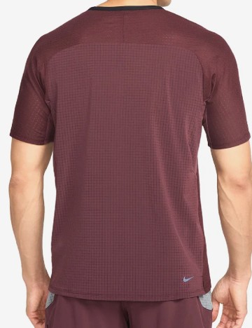 Tricou Nike, visiniu