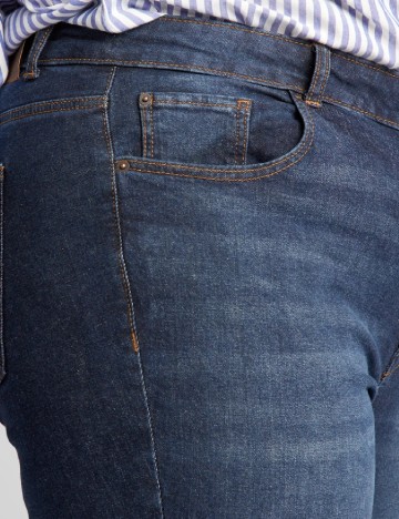 Blugi Kiabi, bleumarin