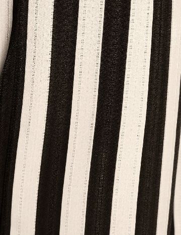 Top Musera, crem/negru