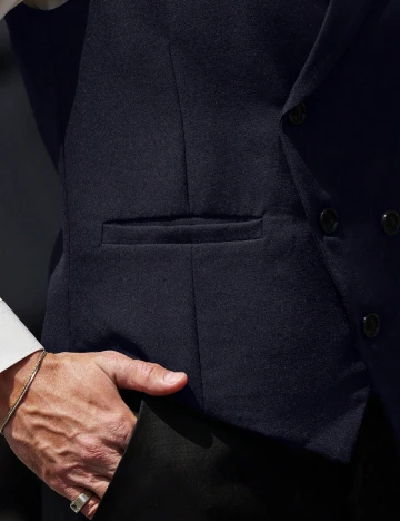 Vesta SHEIN, bleumarin inchis