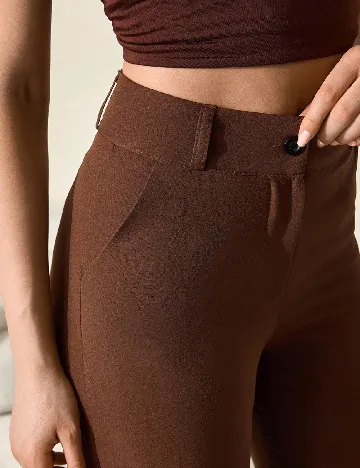 Pantaloni SHEIN, maro