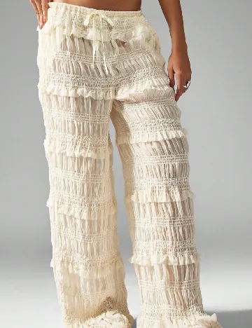 Pantaloni de plaja Missguided, crem