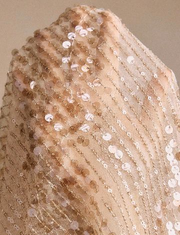 Camasa Anewsta, maro