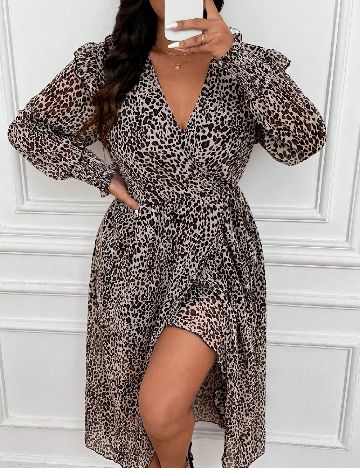 Rochie medie SHEIN CURVE, animal print