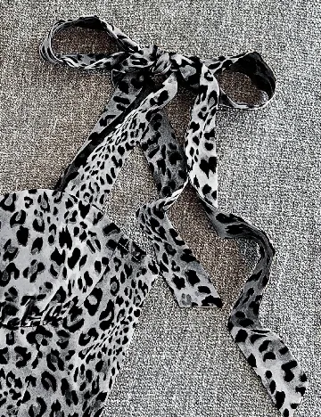 Top SHEIN, animal print