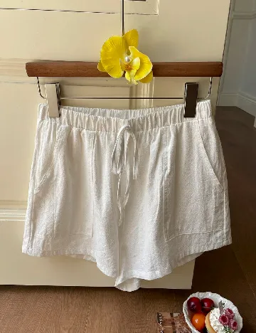 Pantaloni scurti SHEIN, alb