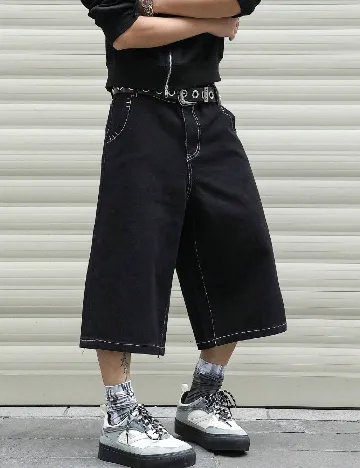 Pantaloni scurti SHEIN, negru