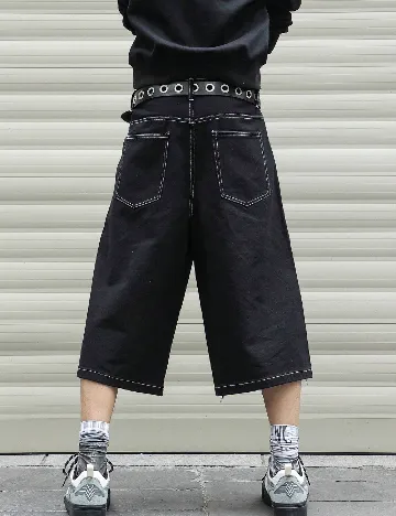 Pantaloni scurti SHEIN, negru