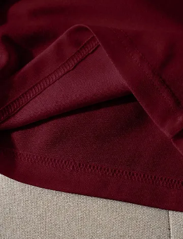 Tricou SHEIN, visiniu