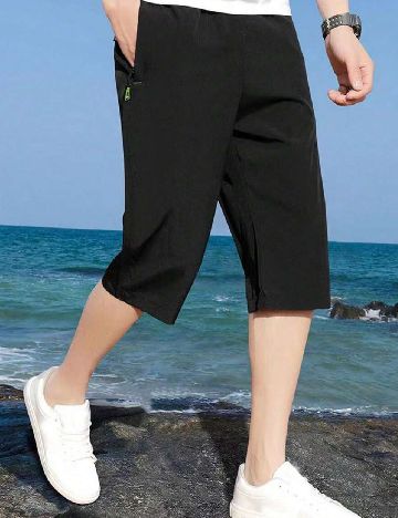 Pantaloni scurti SHEIN, negru