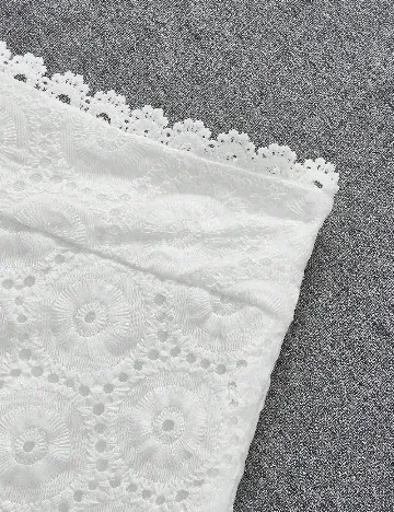 Pantaloni scurti SHEIN, alb