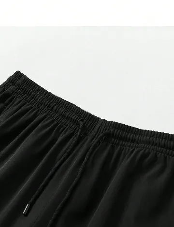 Pantaloni scurti SHEIN, negru