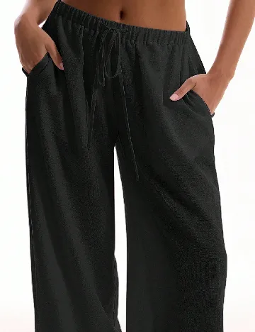 Pantaloni SHEIN, negru