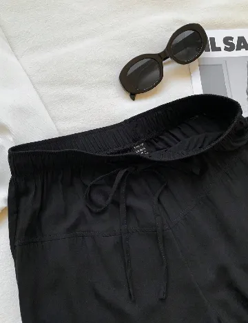 Pantaloni SHEIN, negru