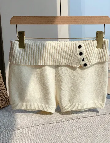 Pantaloni scurti SHEIN, ecru