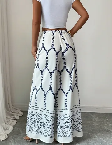 Pantaloni SHEIN, alb