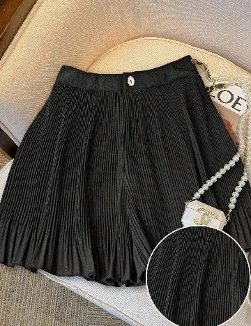 Pantaloni scurti SHEIN CURVE, negru