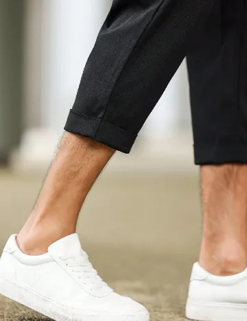 Pantaloni trei sferturi SHEIN, negru