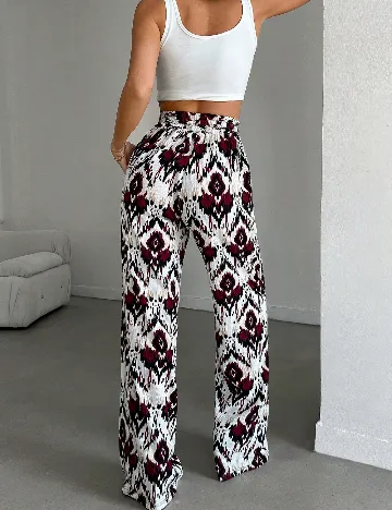 Pantaloni SHEIN, mix culori