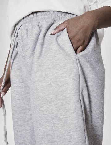 Pantaloni scurti Musera Plus Size, gri