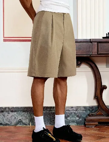 Pantaloni scurti SHEIN, bej