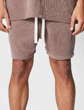 Pantaloni scurti SUMWON, maro