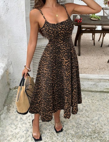 Rochie medie SHEIN, animal print