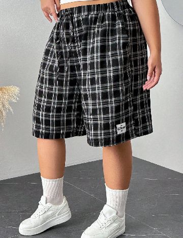 Pantaloni scurti SHEIN CURVE, negru