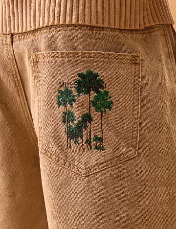 Pantaloni scurti Musero, maro deschis