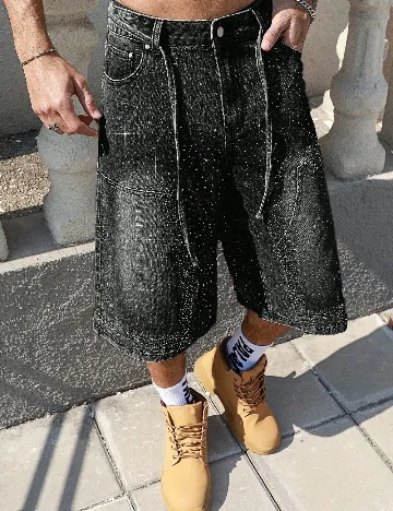 Pantaloni scurti Romwe, negru