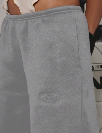 Pantaloni scurti SUMWON, gri