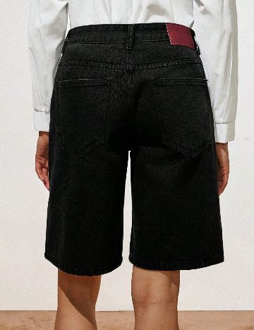 Pantaloni scurti SHEIN, negru