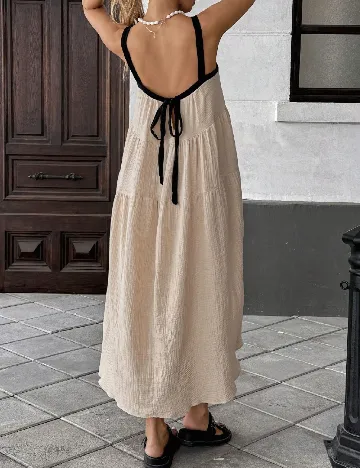 Rochie medie SHEIN, crem