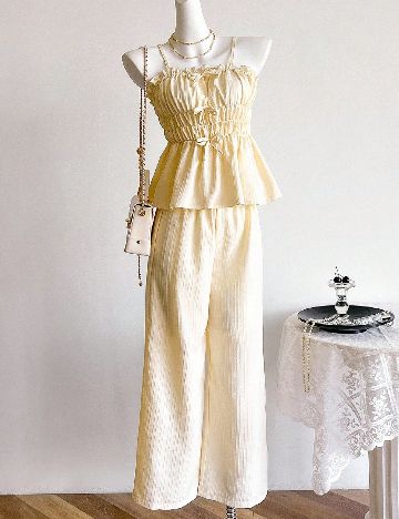 Compleu Shein Kids, galben