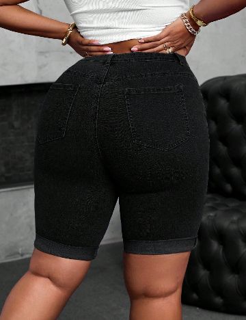 Pantaloni scurti SHEIN CURVE, negru