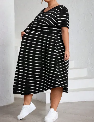 Rochie medie SHEIN CURVE, alb/negru