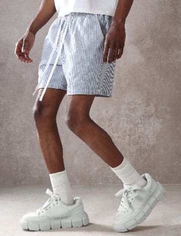 Pantaloni scurti SUMWON, albastru/alb